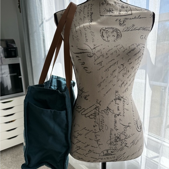 Deep Teal Farmer’s Market Tote Bag with Brown Straps - Picture 2 of 4